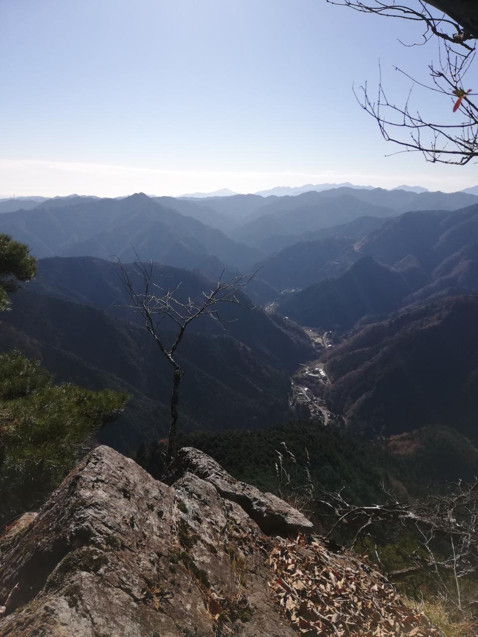 小怒田尾根、高黒岩からの馬頭刈尾根 - 小怒田尾根、高黒岩、高黒山、大怒田山、馬頭刈尾根、つづら岩 - 2022年12月10日（土） /YamakeiOnline