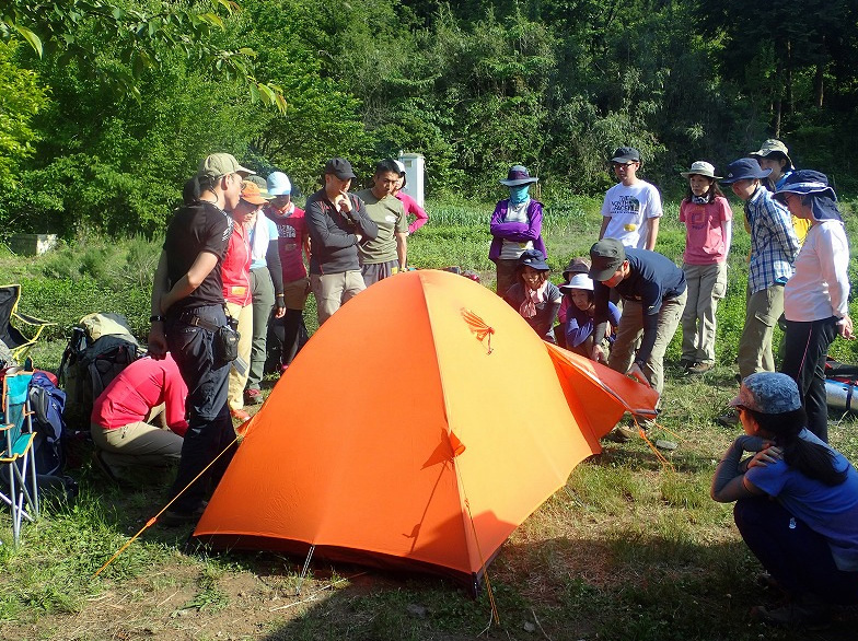 さあ テント泊を始めよう テントむし山旅のテント泊ワークショップが4 5月に開催 参加者募集中 ヤマケイオンライン 山と溪谷社