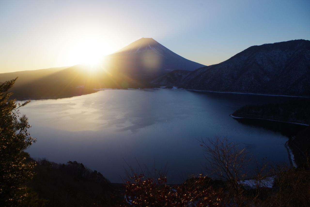 寒中早朝の富士山と日の出 山での新しいチャレンジを応援するキャンペーン 山チャレ Yamakei Online 山と溪谷社